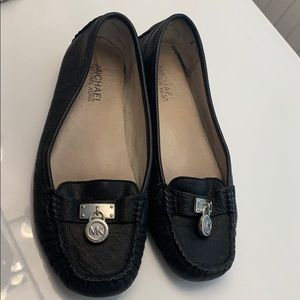 MICHAEL KORS FLATS